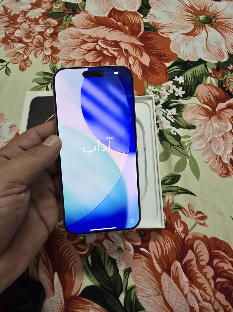 Apple iPhone 16 Pro Max 3