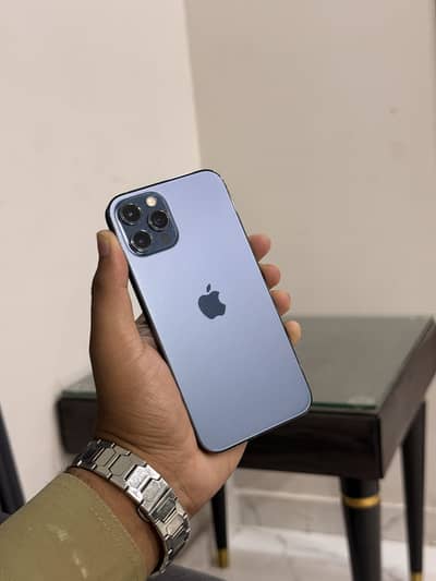 Apple iPhone 12 (256gb)