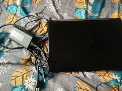 DELL Latitude E5470