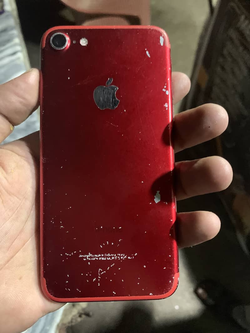 Apple iPhone 7 2