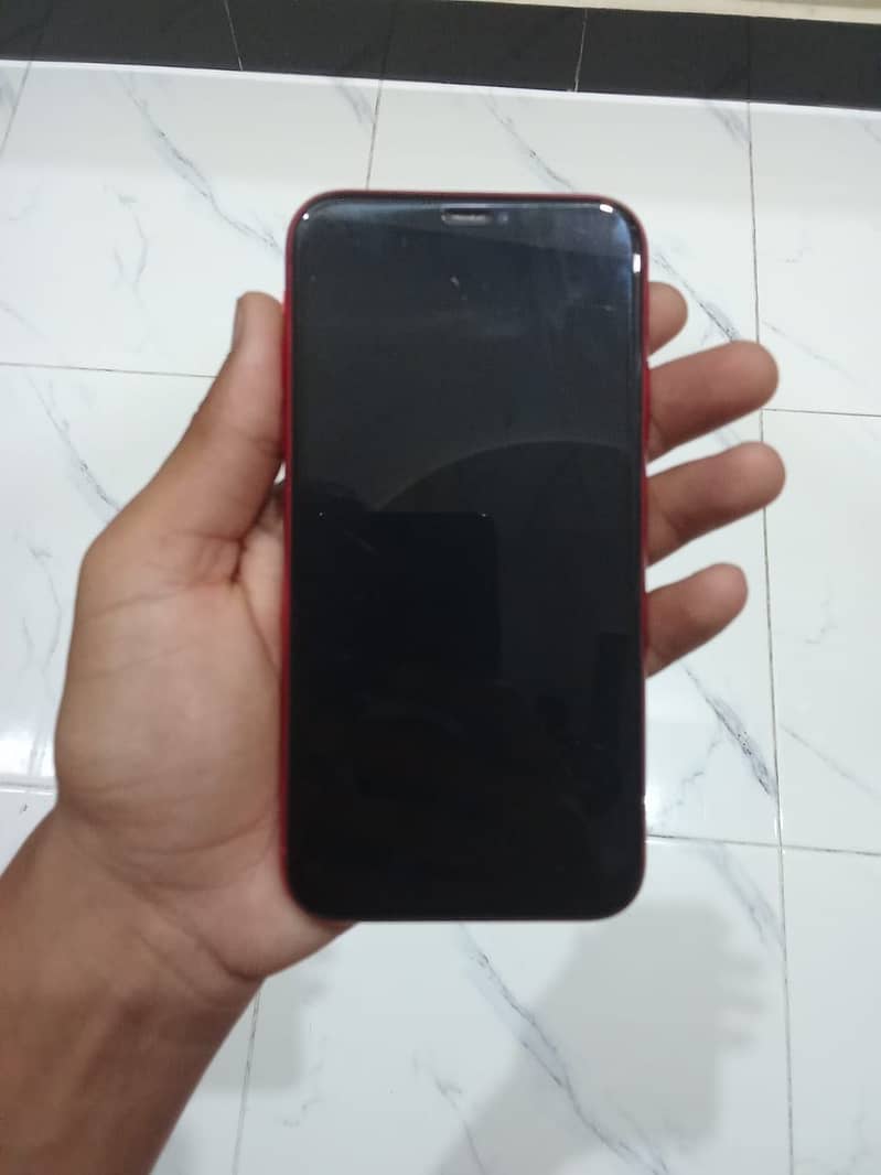 Apple iPhone 11 7