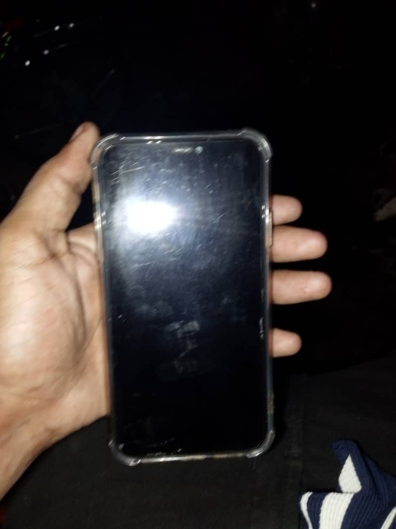 Apple iPhone 11 2