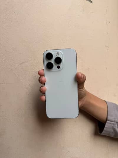 Apple iPhone 15 Pro