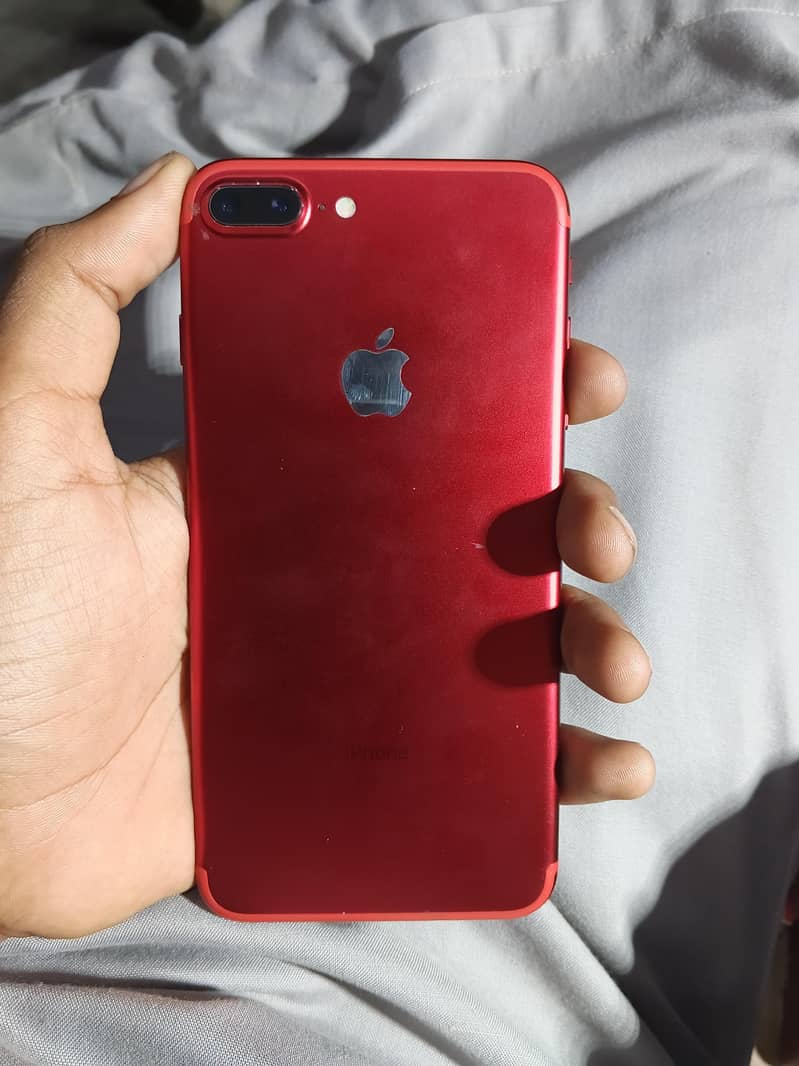 Apple iPhone 7 Plus 1