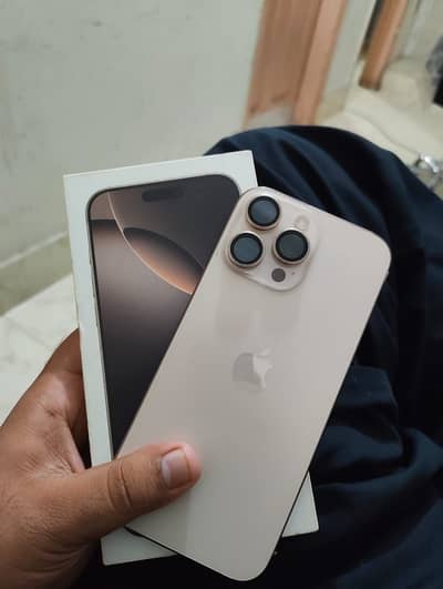 Apple iPhone 16 Pro Max