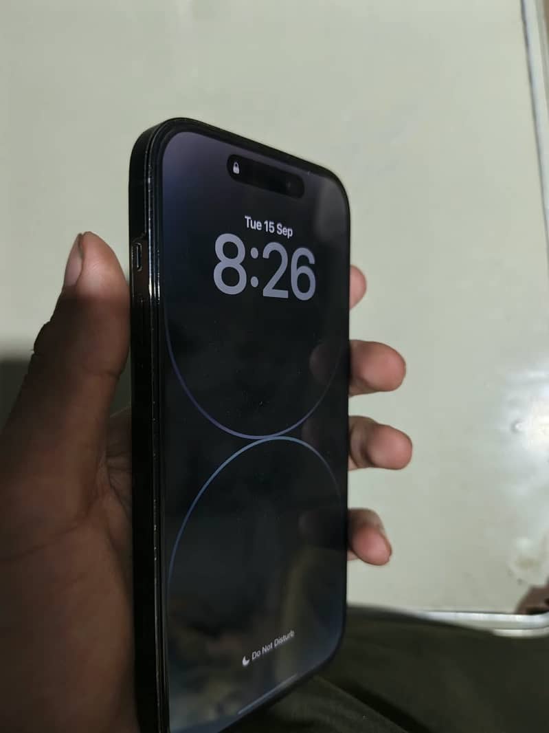iPhone 14 pro 2