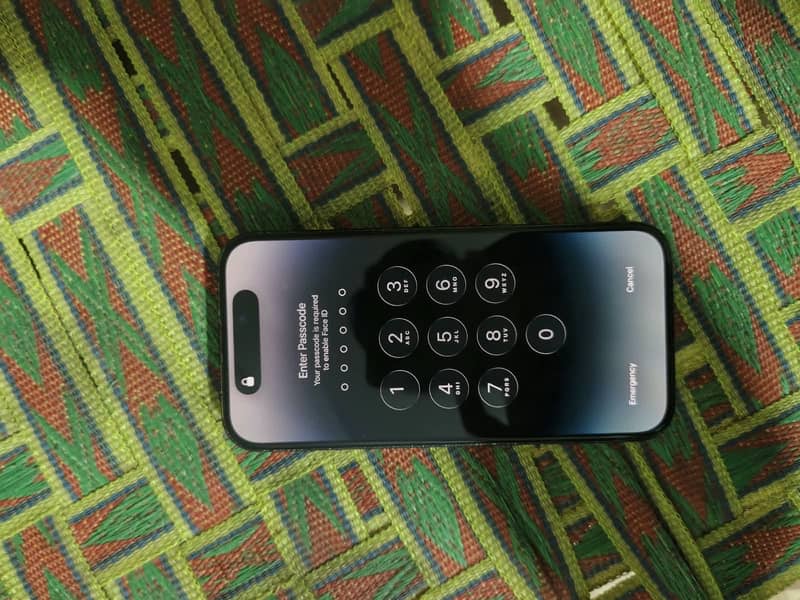 iPhone 14 pro 4