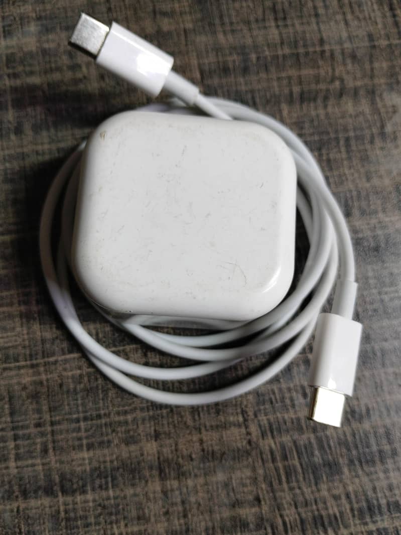 Apple iPhone 15 9