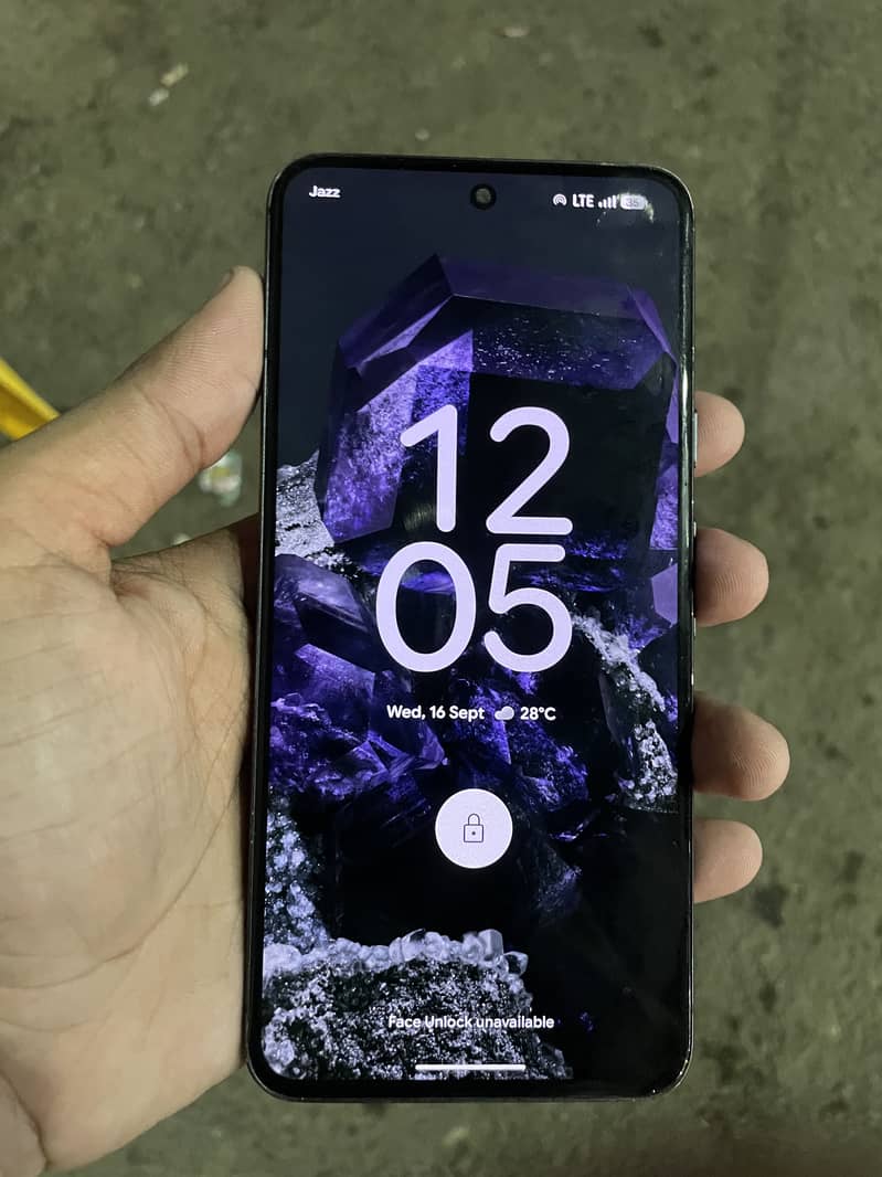 Google Pixel 8 2