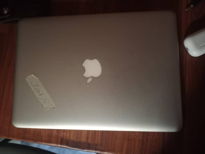 MacBook pro Window 10 installed 0