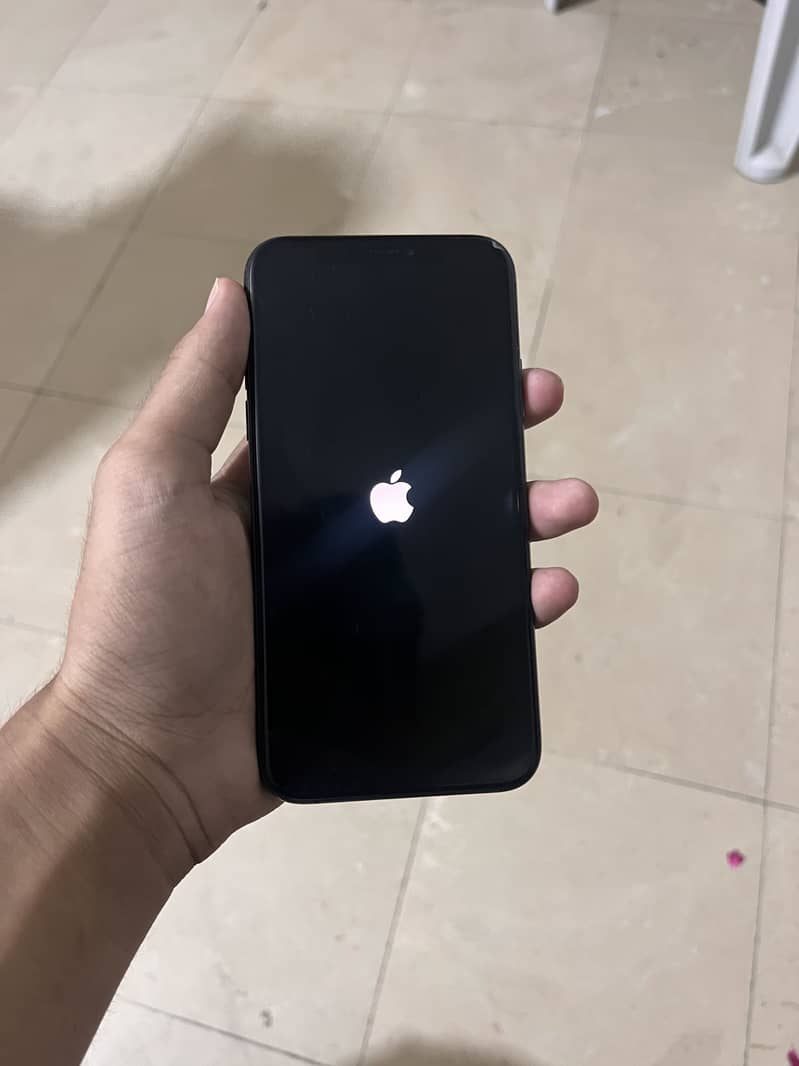 Apple iPhone XS 2
