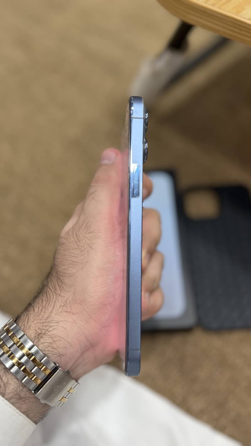 Iphone 13 pro Max 2