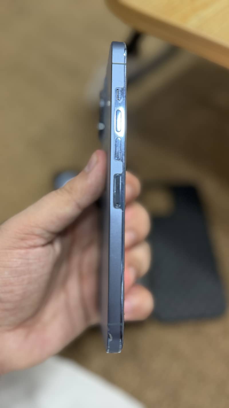 Iphone 13 pro Max 5