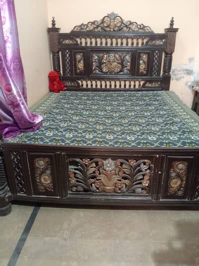 one set for sale bed deresing sofa all over set