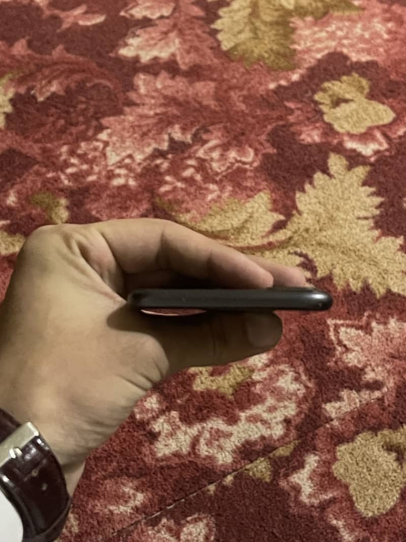 Apple iPhone 8 Plus 2