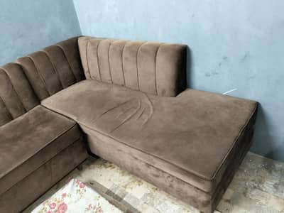 L shape sofa 10/10 condition