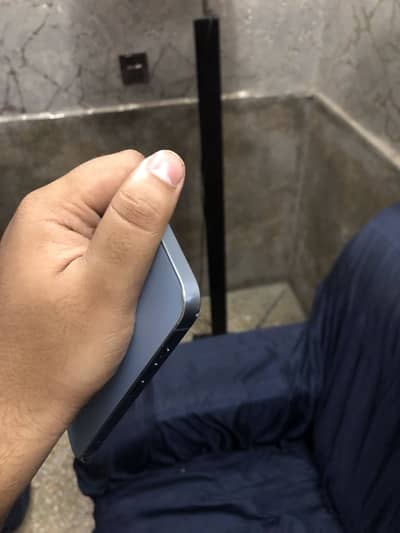 Apple iPhone 14
