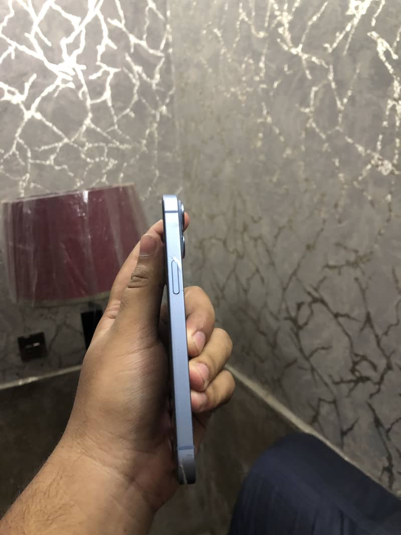 Apple iPhone 14 6