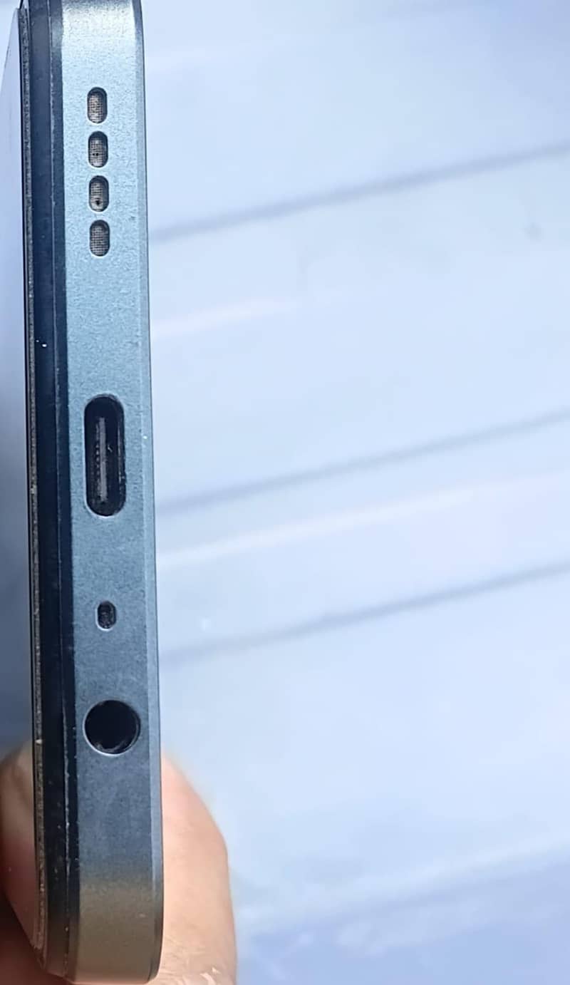 Realme C71 3