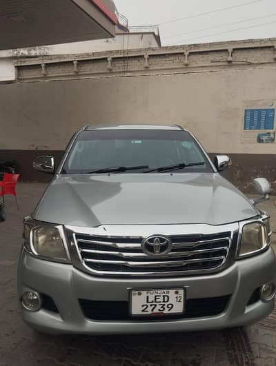 Toyota Hilux 2012