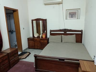 10MARLA UPPER PORTION IN DHA PHASE 3 (ONLY MALE Bachelor )