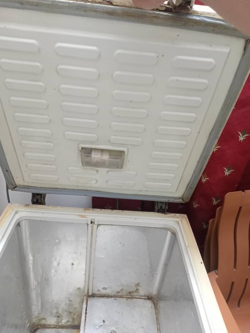 Dawlance Deep Freezer 3