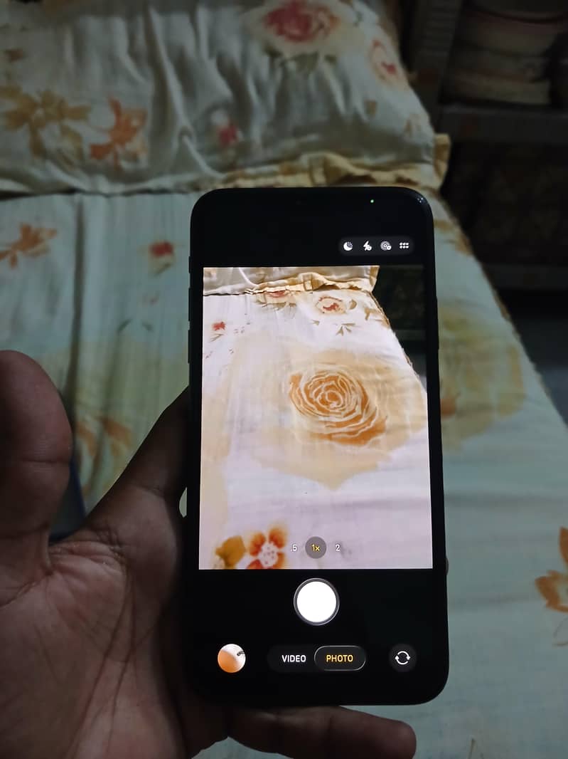 Apple iPhone 11 Pro Max 9