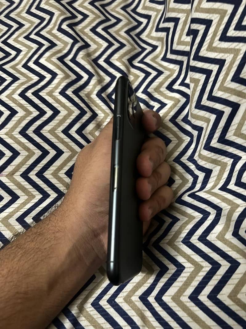 Apple iPhone 11 Pro 5