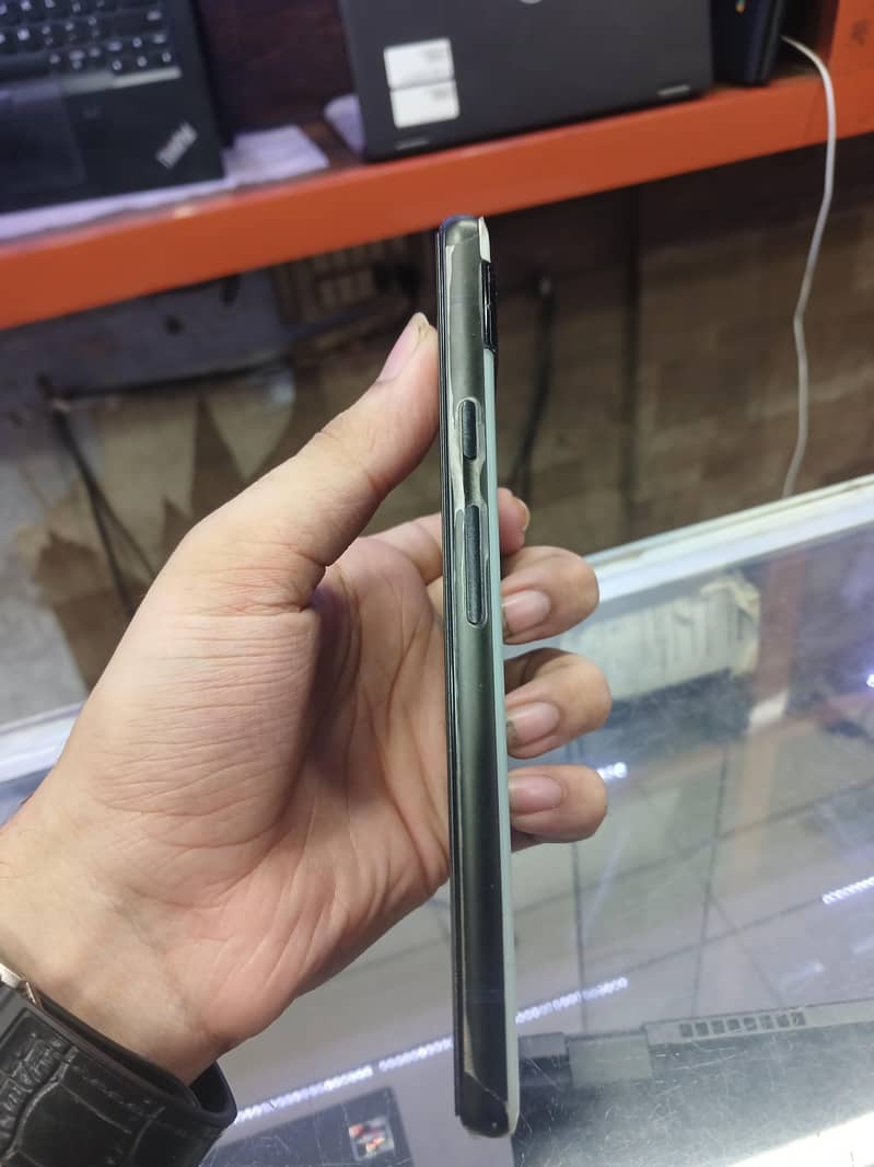 Google Pixel 6a 1