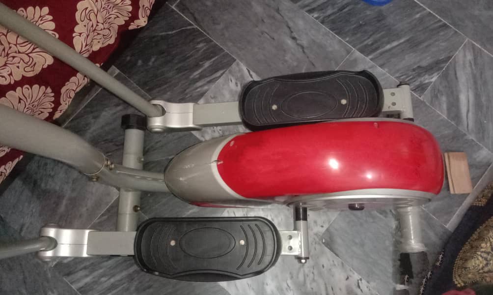 Apollo Elliptical  machine 1