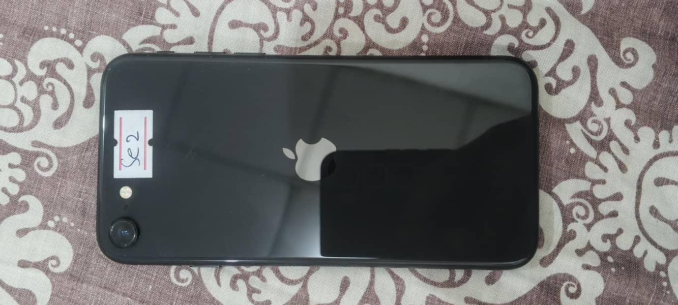 Apple iPhone SE 2 1