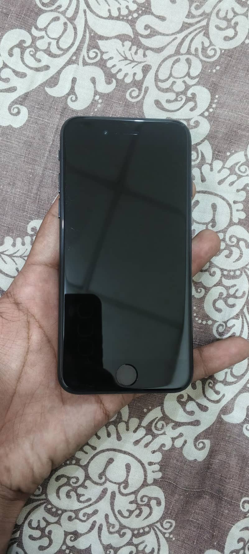Apple iPhone SE 2 2