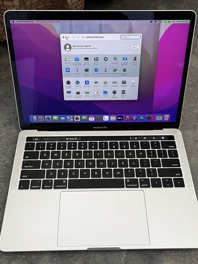 Macbook pro 2016 touchbar broken screen