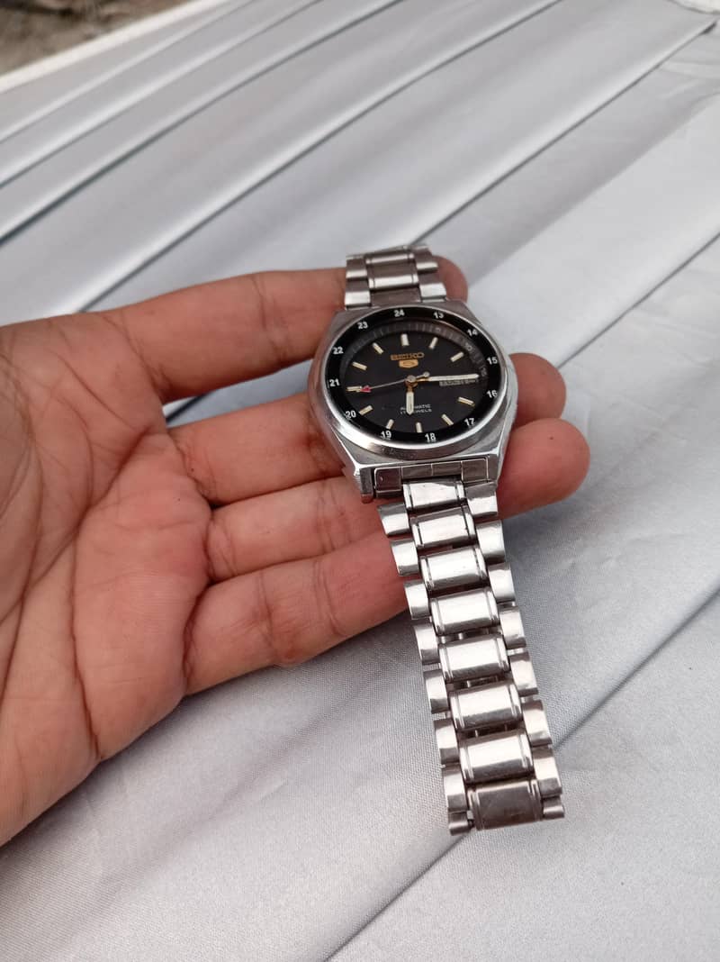Different prices 10
