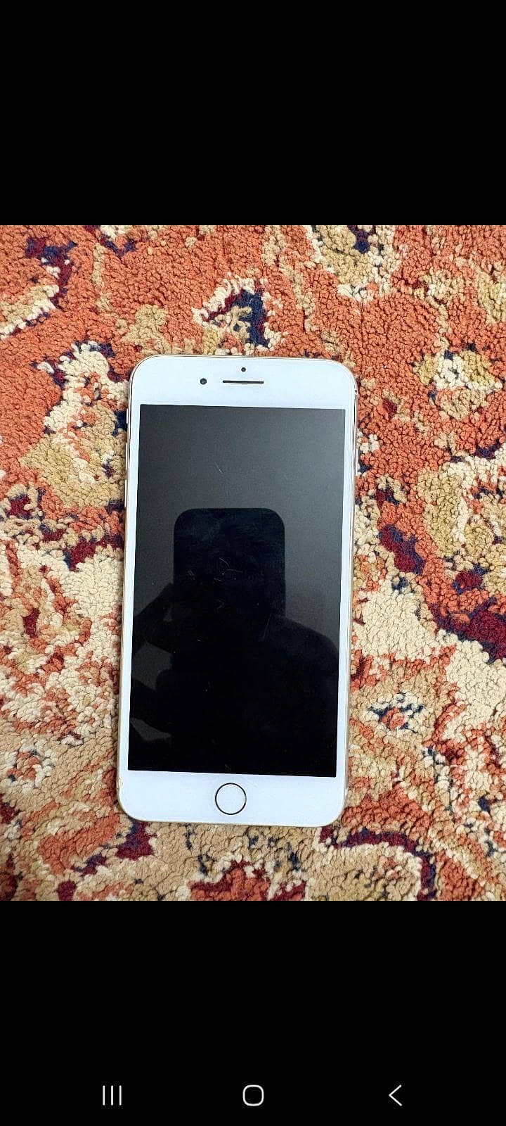 Apple iPhone 8 Plus 3