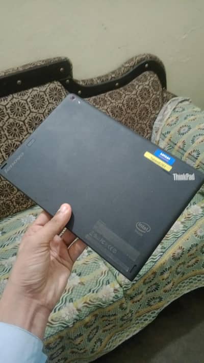 Lenovo think Pad 4/64GB 10inch screen system10 home