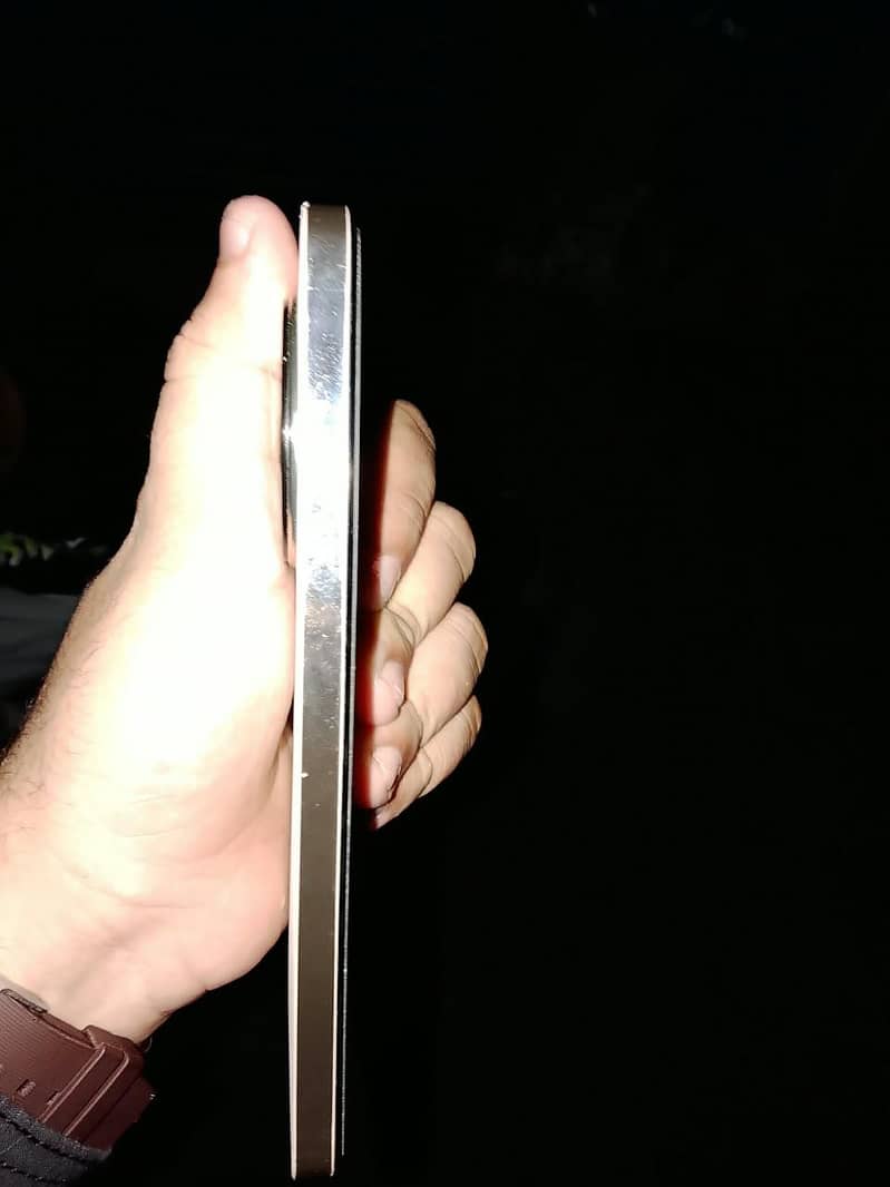 Realme 12 Plus 2