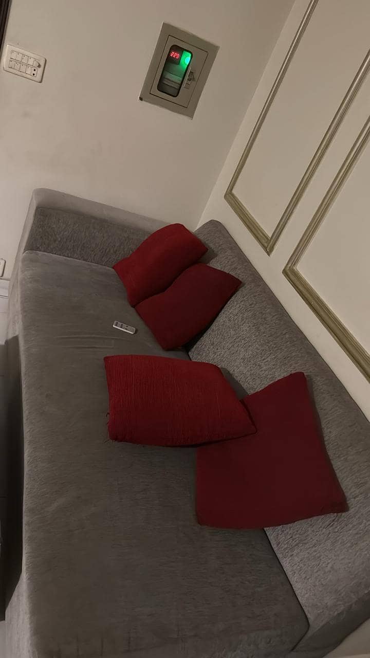 L Shaped Sofa 0