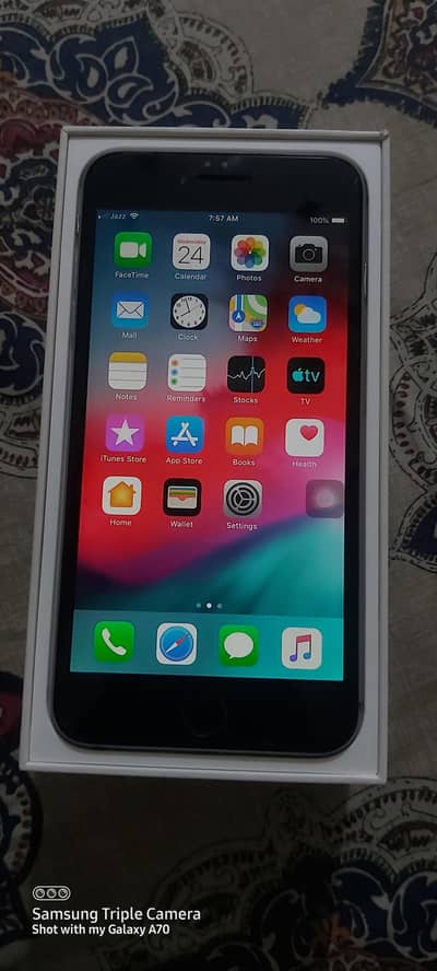 Apple iPhone 6 Plus Box Pack