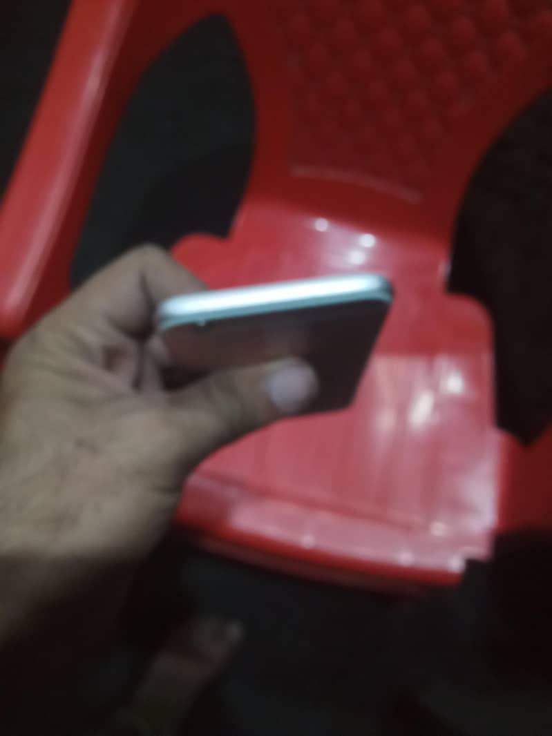 Apple iPhone 6S 1