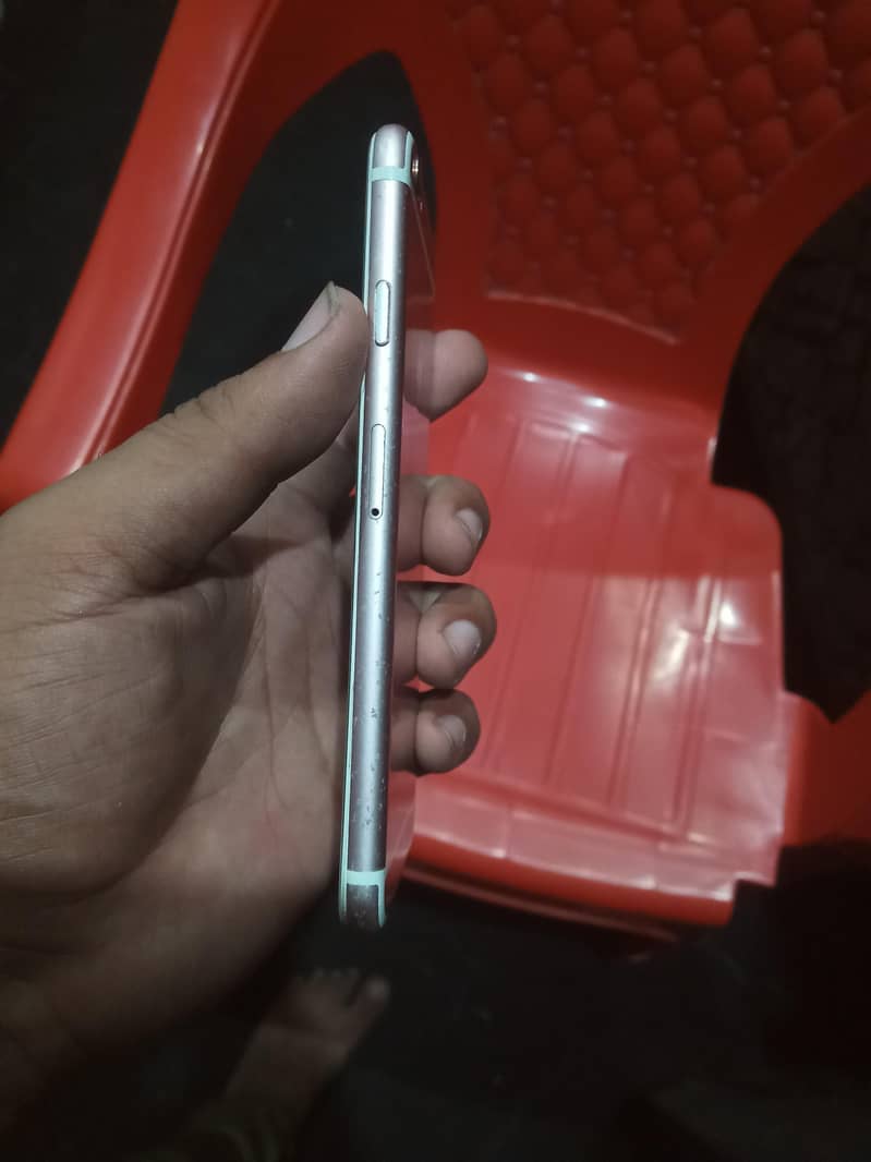 Apple iPhone 6S 2
