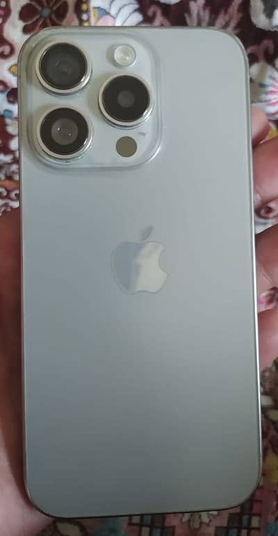 Apple iPhone 15 Pro