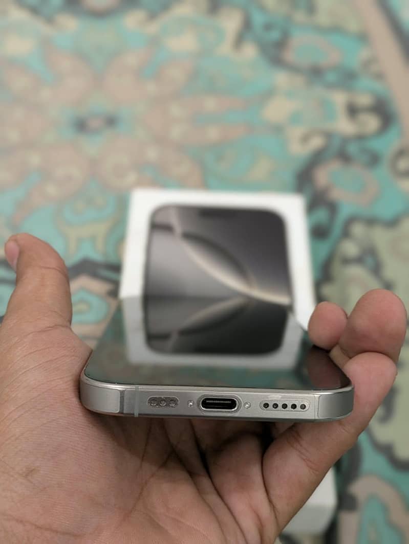 iphone 16 pro PTA APPROVED 3
