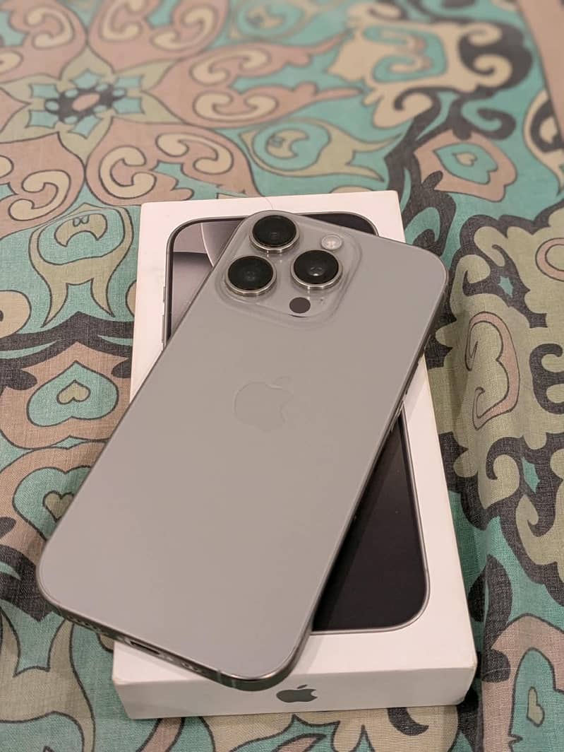 iphone 16 pro PTA APPROVED 8