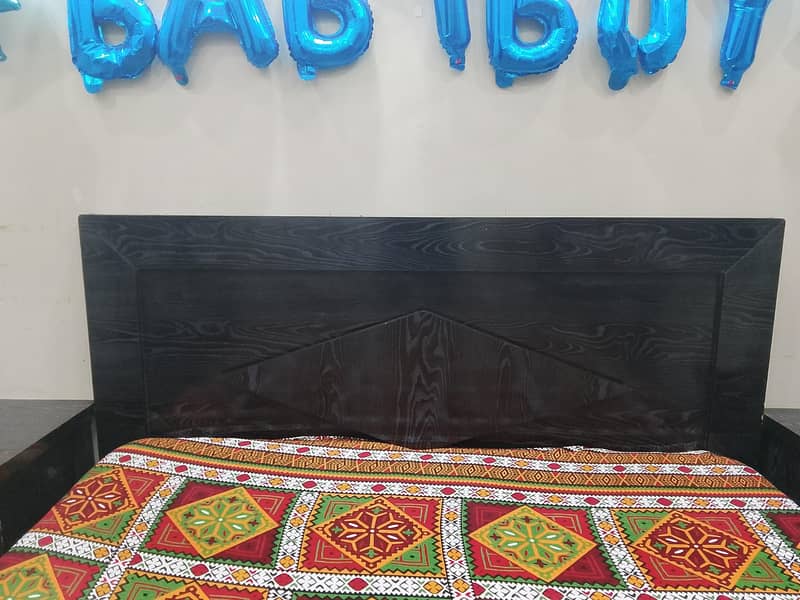 Black bed 5