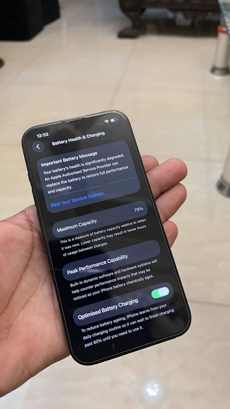 Apple iPhone 13 9