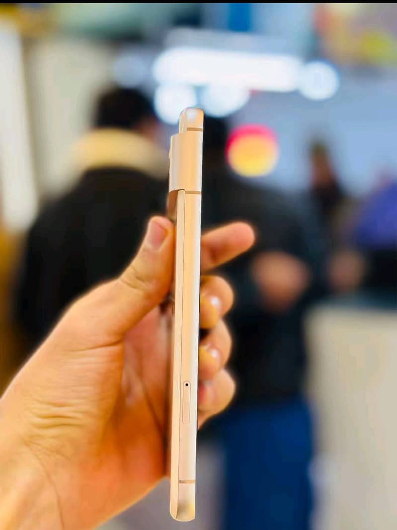 Google Pixel 8 3