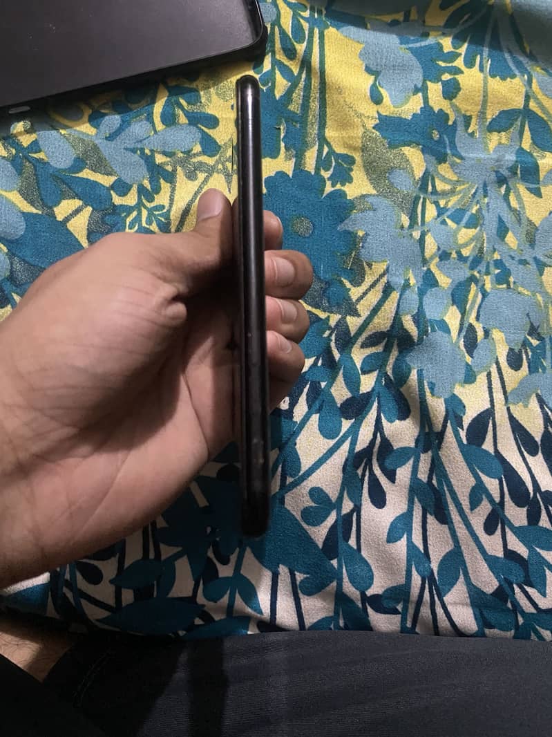Apple iPhone 7 5