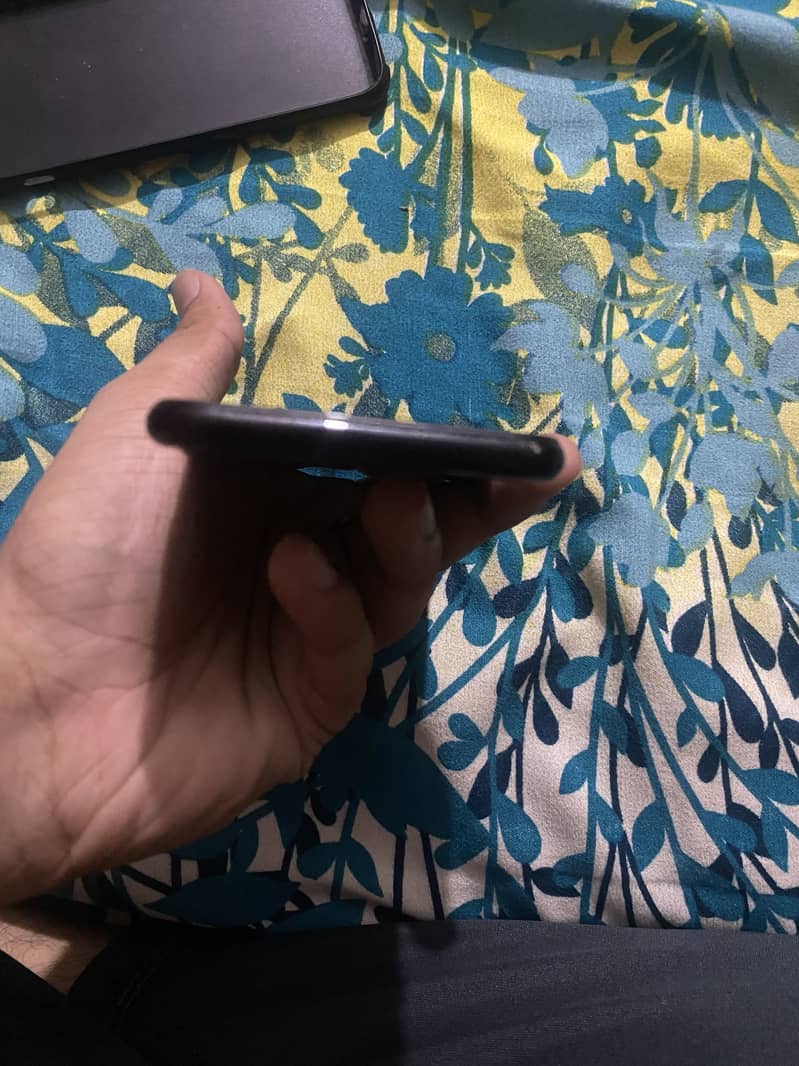 Apple iPhone 7 7