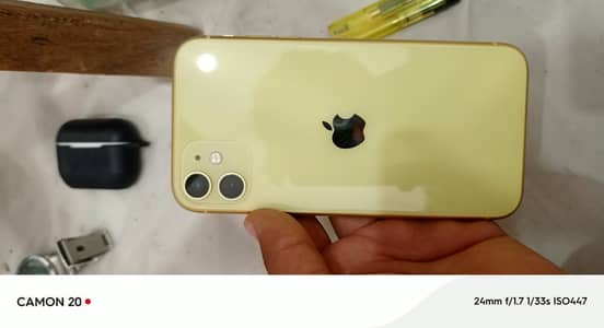 Apple iPhone 11
